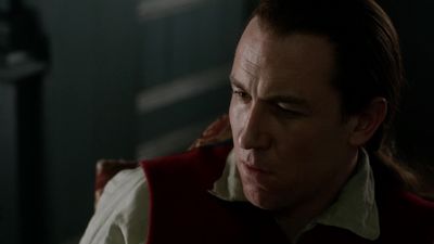 OUTLANDER_-_E1X06_THE_GARRISON_COMMANDER_2168.jpg