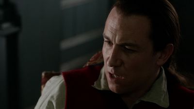 OUTLANDER_-_E1X06_THE_GARRISON_COMMANDER_2173.jpg