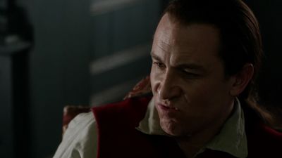 OUTLANDER_-_E1X06_THE_GARRISON_COMMANDER_2179.jpg