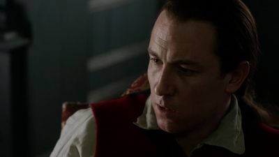 OUTLANDER_-_E1X06_THE_GARRISON_COMMANDER_2186.jpg