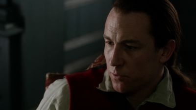 OUTLANDER_-_E1X06_THE_GARRISON_COMMANDER_2212.jpg