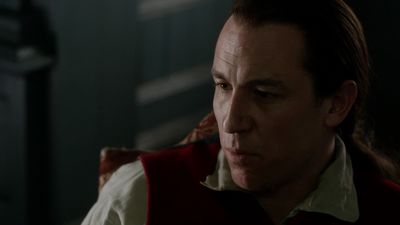 OUTLANDER_-_E1X06_THE_GARRISON_COMMANDER_2227.jpg