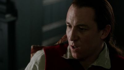 OUTLANDER_-_E1X06_THE_GARRISON_COMMANDER_2229.jpg