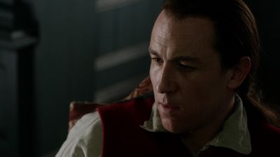 OUTLANDER_-_E1X06_THE_GARRISON_COMMANDER_2236.jpg