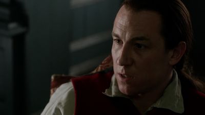OUTLANDER_-_E1X06_THE_GARRISON_COMMANDER_2252.jpg