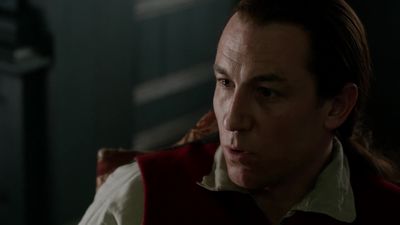OUTLANDER_-_E1X06_THE_GARRISON_COMMANDER_2261.jpg