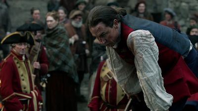 OUTLANDER_-_E1X06_THE_GARRISON_COMMANDER_2265.jpg