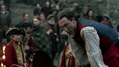 OUTLANDER_-_E1X06_THE_GARRISON_COMMANDER_2269.jpg