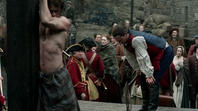 OUTLANDER_-_E1X06_THE_GARRISON_COMMANDER_2277.jpg