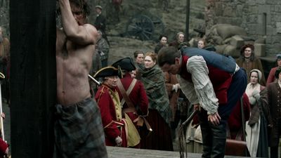 OUTLANDER_-_E1X06_THE_GARRISON_COMMANDER_2278.jpg