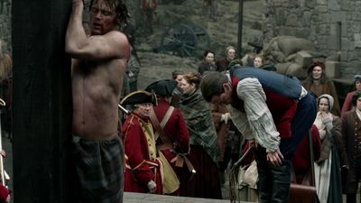 OUTLANDER_-_E1X06_THE_GARRISON_COMMANDER_2283.jpg