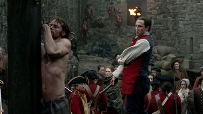 OUTLANDER_-_E1X06_THE_GARRISON_COMMANDER_2289.jpg