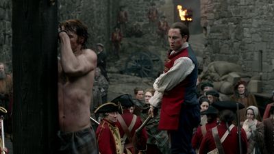 OUTLANDER_-_E1X06_THE_GARRISON_COMMANDER_2290.jpg