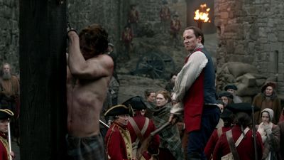 OUTLANDER_-_E1X06_THE_GARRISON_COMMANDER_2293.jpg