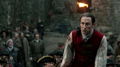 OUTLANDER_-_E1X06_THE_GARRISON_COMMANDER_2309.jpg