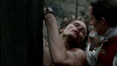 OUTLANDER_-_E1X06_THE_GARRISON_COMMANDER_2328.jpg