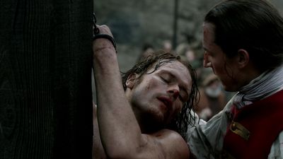OUTLANDER_-_E1X06_THE_GARRISON_COMMANDER_2332.jpg