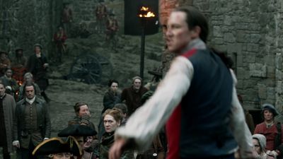 OUTLANDER_-_E1X06_THE_GARRISON_COMMANDER_2353.jpg