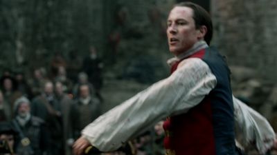OUTLANDER_-_E1X06_THE_GARRISON_COMMANDER_2362.jpg