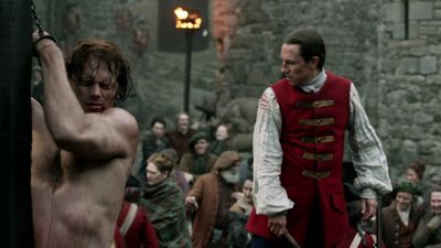 OUTLANDER_-_E1X06_THE_GARRISON_COMMANDER_2388.jpg