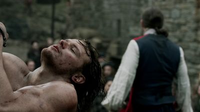 OUTLANDER_-_E1X06_THE_GARRISON_COMMANDER_2394.jpg