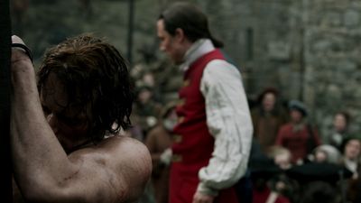 OUTLANDER_-_E1X06_THE_GARRISON_COMMANDER_2404.jpg