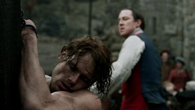 OUTLANDER_-_E1X06_THE_GARRISON_COMMANDER_2410.jpg
