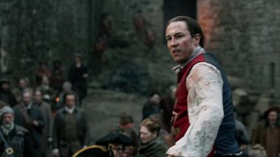 OUTLANDER_-_E1X06_THE_GARRISON_COMMANDER_2417.jpg