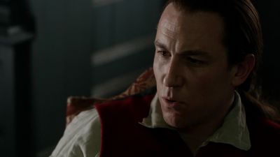 OUTLANDER_-_E1X06_THE_GARRISON_COMMANDER_2462.jpg
