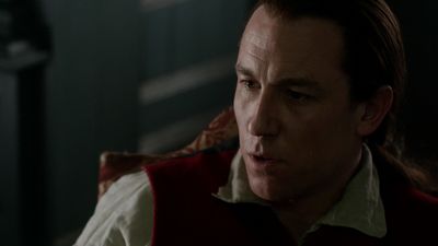 OUTLANDER_-_E1X06_THE_GARRISON_COMMANDER_2468.jpg