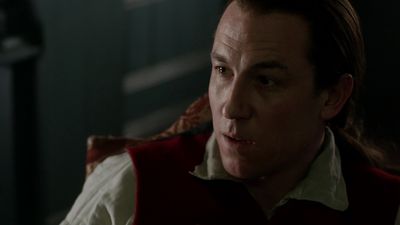 OUTLANDER_-_E1X06_THE_GARRISON_COMMANDER_2475.jpg