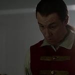 OUTLANDER_-_E1X06_THE_GARRISON_COMMANDER_1754.jpg