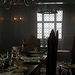 OUTLANDER_-_E1X06_THE_GARRISON_COMMANDER_1805.jpg