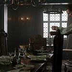 OUTLANDER_-_E1X06_THE_GARRISON_COMMANDER_1809.jpg
