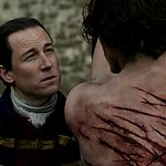 OUTLANDER_-_E1X06_THE_GARRISON_COMMANDER_1987.jpg