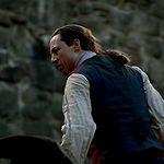OUTLANDER_-_E1X06_THE_GARRISON_COMMANDER_2027.jpg