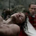 OUTLANDER_-_E1X06_THE_GARRISON_COMMANDER_2304.jpg
