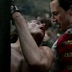 OUTLANDER_-_E1X06_THE_GARRISON_COMMANDER_2324.jpg