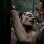 OUTLANDER_-_E1X06_THE_GARRISON_COMMANDER_2329.jpg