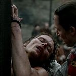 OUTLANDER_-_E1X06_THE_GARRISON_COMMANDER_2341.jpg