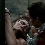 OUTLANDER_-_E1X06_THE_GARRISON_COMMANDER_2346.jpg