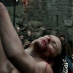 OUTLANDER_-_E1X06_THE_GARRISON_COMMANDER_2440.jpg