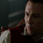 OUTLANDER_-_E1X06_THE_GARRISON_COMMANDER_2449.jpg