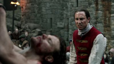 OUTLANDER_-_E1X06_THE_GARRISON_COMMANDER_2492.jpg