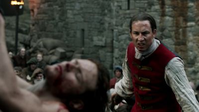 OUTLANDER_-_E1X06_THE_GARRISON_COMMANDER_2493.jpg