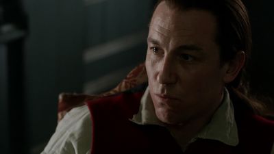 OUTLANDER_-_E1X06_THE_GARRISON_COMMANDER_2512.jpg