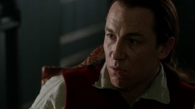 OUTLANDER_-_E1X06_THE_GARRISON_COMMANDER_2515.jpg