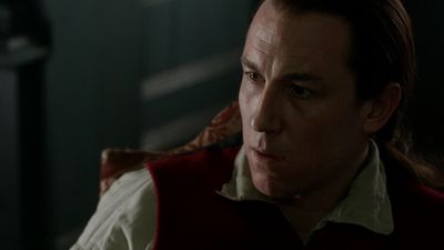 OUTLANDER_-_E1X06_THE_GARRISON_COMMANDER_2531.jpg