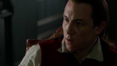 OUTLANDER_-_E1X06_THE_GARRISON_COMMANDER_2533.jpg