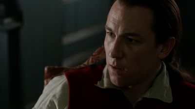 OUTLANDER_-_E1X06_THE_GARRISON_COMMANDER_2534.jpg